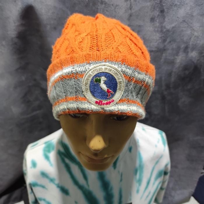 topi beanie kupluk rajut ellesse orange bekas