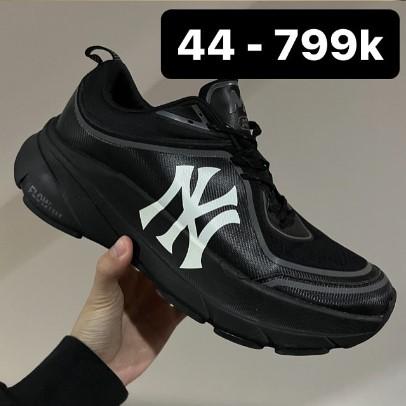 MLB Shoes Athflow NY Black White Sneakers - 44 No Box