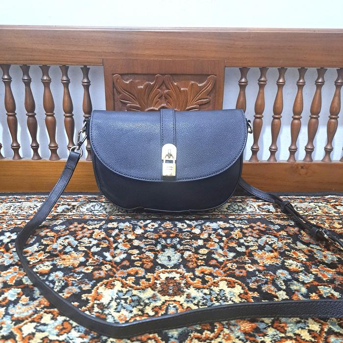 tas sling bag samantha thavasa