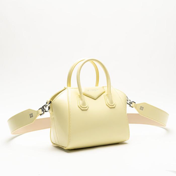 Givenchy Antigona Toy Bag in Box Leather