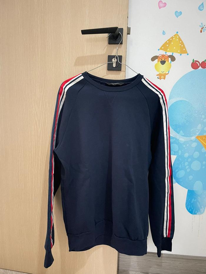 Sweater Pull & Bear Biru Strip - Pull & Bear