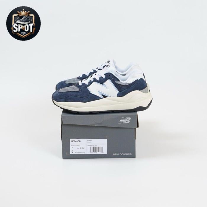 Sepatu New balance 5740 Navy