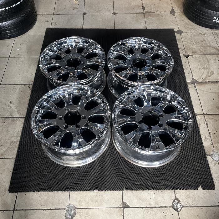 VELG SEKEN RECING R17 17x8.0 ET 20 PCD 6x139.7