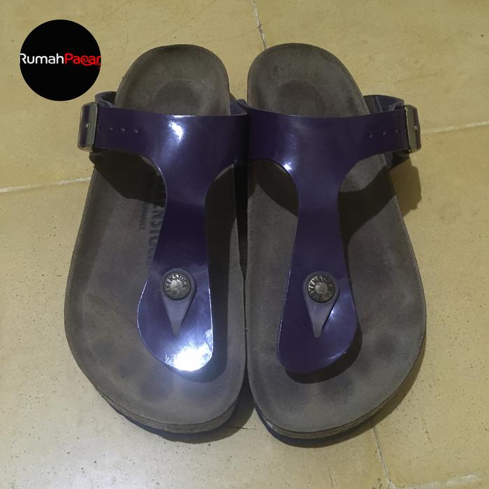 Birkenstock Gizeh Sandal NO Sepatu Kulit Topi Kemeja Jas Blazer Jaket Chore Thermos Tumbler Pin Flas