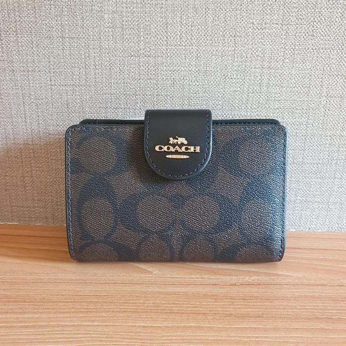 coach medium wallet dompet coach