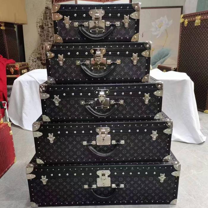 Trunk Case Box Black Mono ( LV ) 1set 5Pcs (1/3payment)