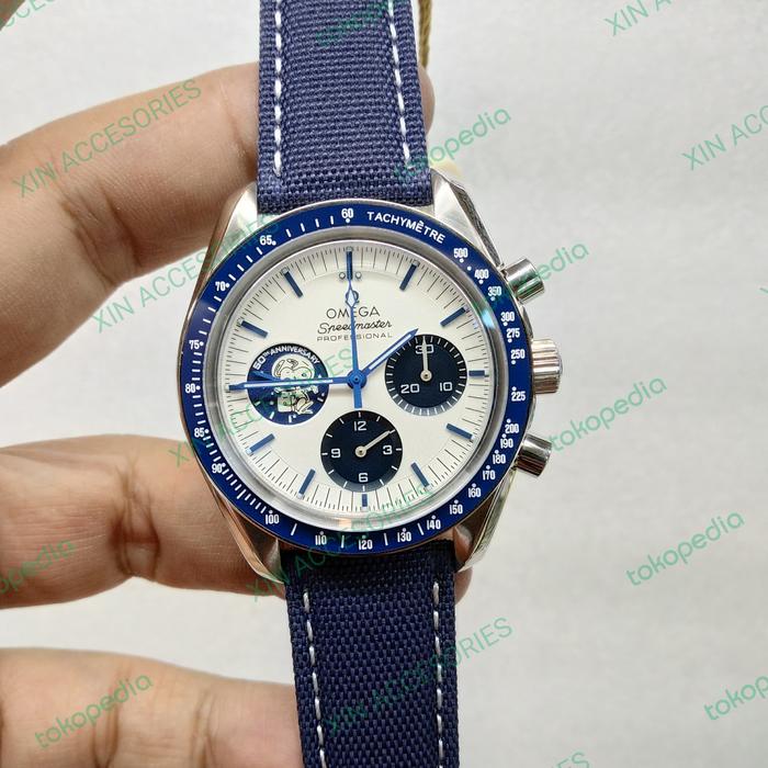 OmegaSNOOPY MoonWatch 42mm Anniversary Series