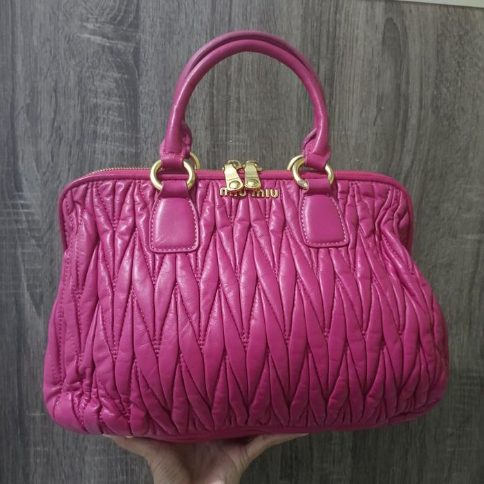 tas sling miu miu preloved