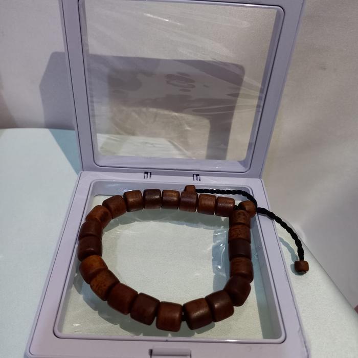 Gelang Ulin Manang atau Ulin Timbul (Mengambang)