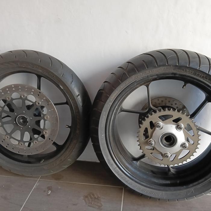 limbah moge velg Aprilia rsv4