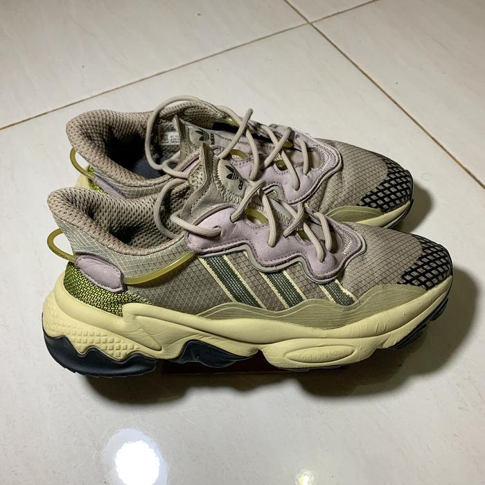 Adidas ozweego size 40 second