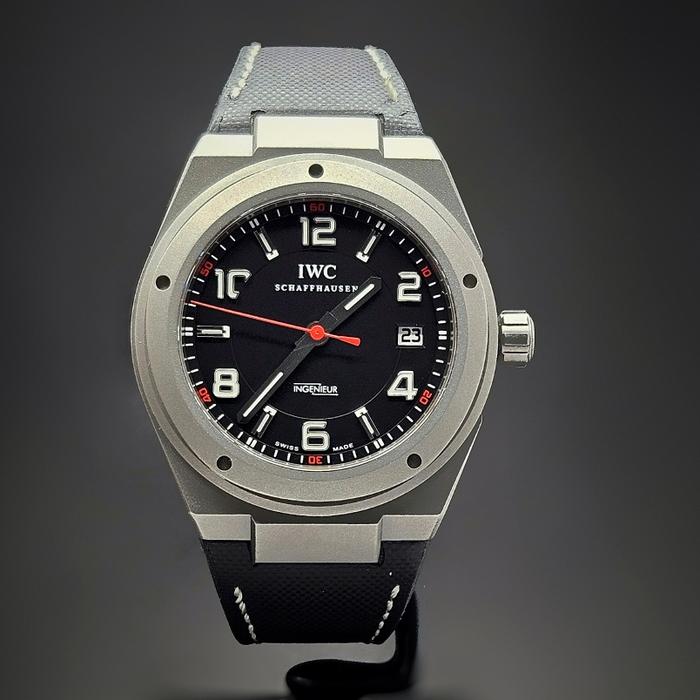 Jam Tangan IWC Ingenieur AMG Titanium Men Size IW322702 Automatic