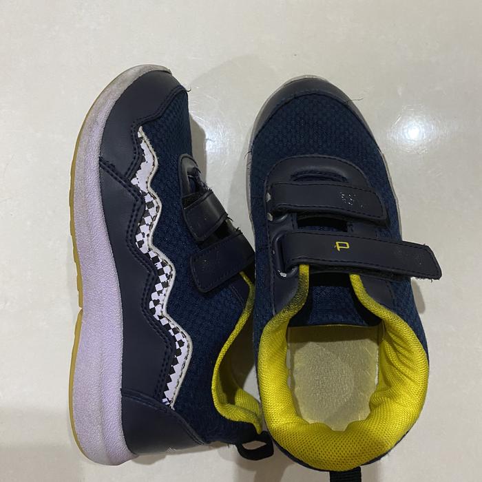 Preloved Sepatu merk ando warna biru