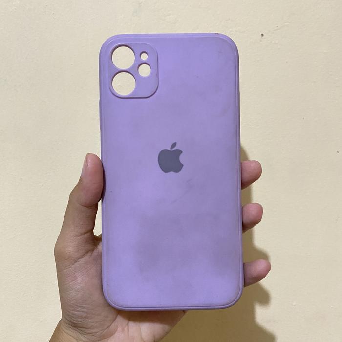 Preloved Softcase Iphone 11 Lilac