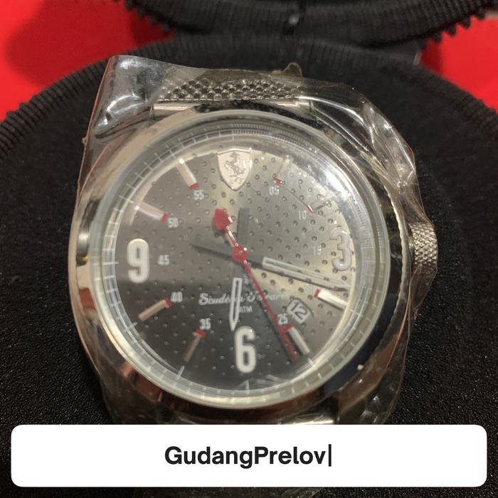 Jam Scuderia Ferrari Preloved, belum pernah dipakai. Scuderia Ferrari Men's Watch 0830211