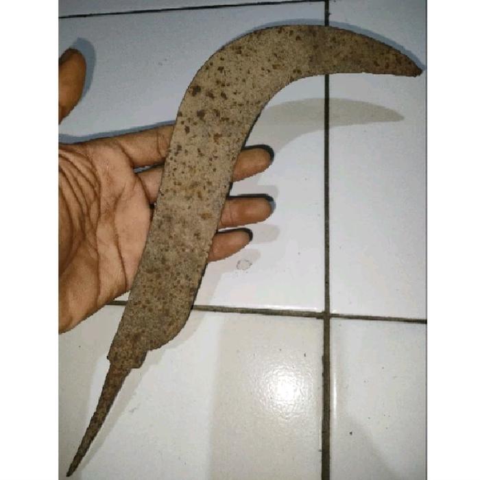 Pusaka Sabit Jadul Temuan Darat Antik murah