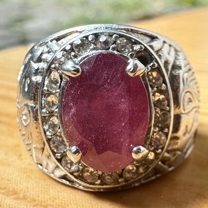 Cincin ruby original asli