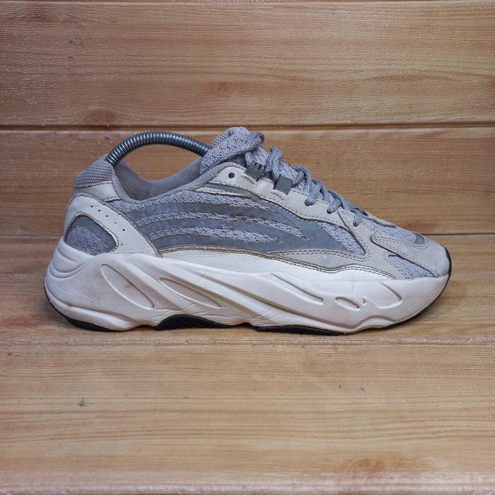 Adidas Yeezy 700 V2 Static 'Reflektif'