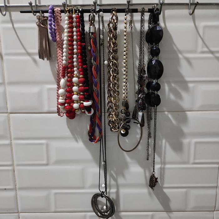 paket kalung hemat ada gelang lovisa