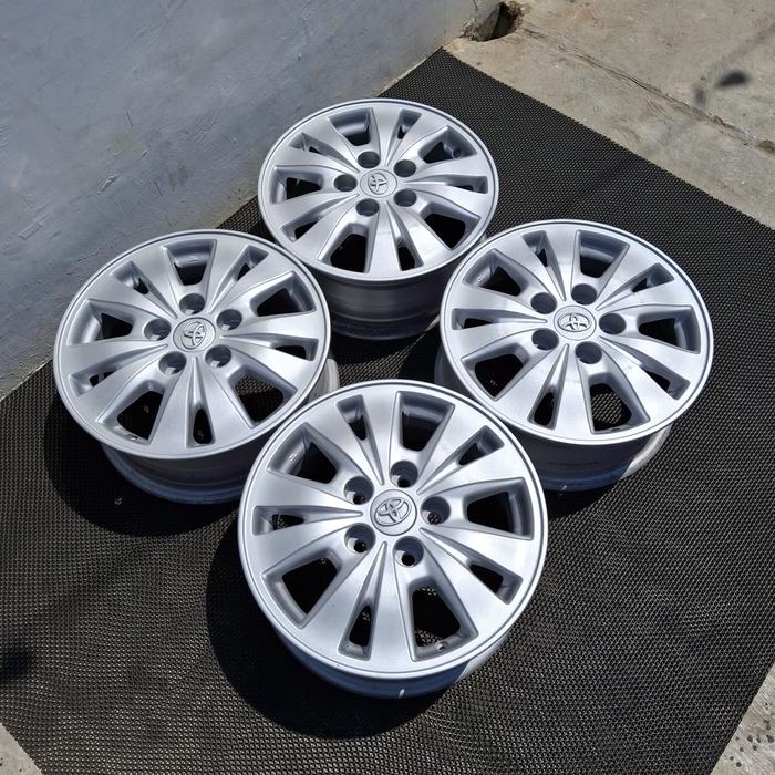 Oem VELG TOYOTA INNOVA RING 15