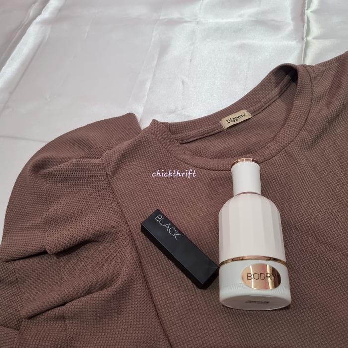 ATASAN RUFFLE COKLAT DIPPEW