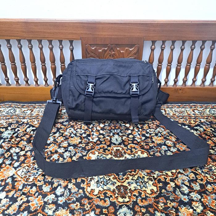 tas sling / waist bag soletrek