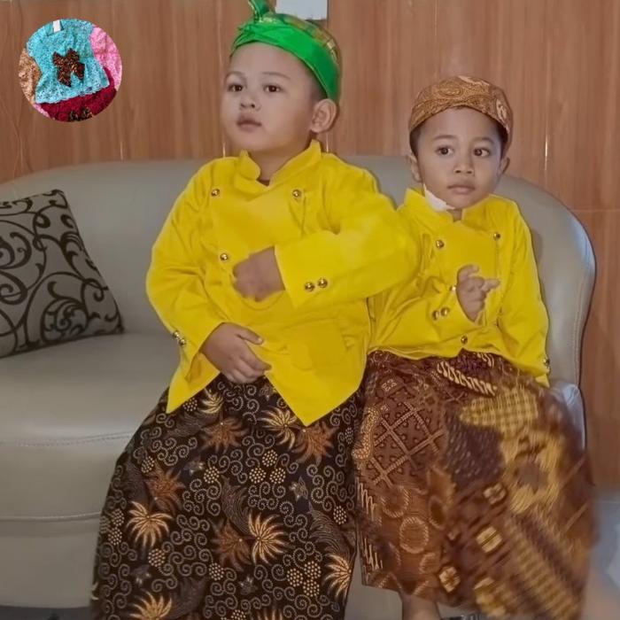 setelan beskap bayi 7 bulan/beskap basofi free blangkon/baju karnaval