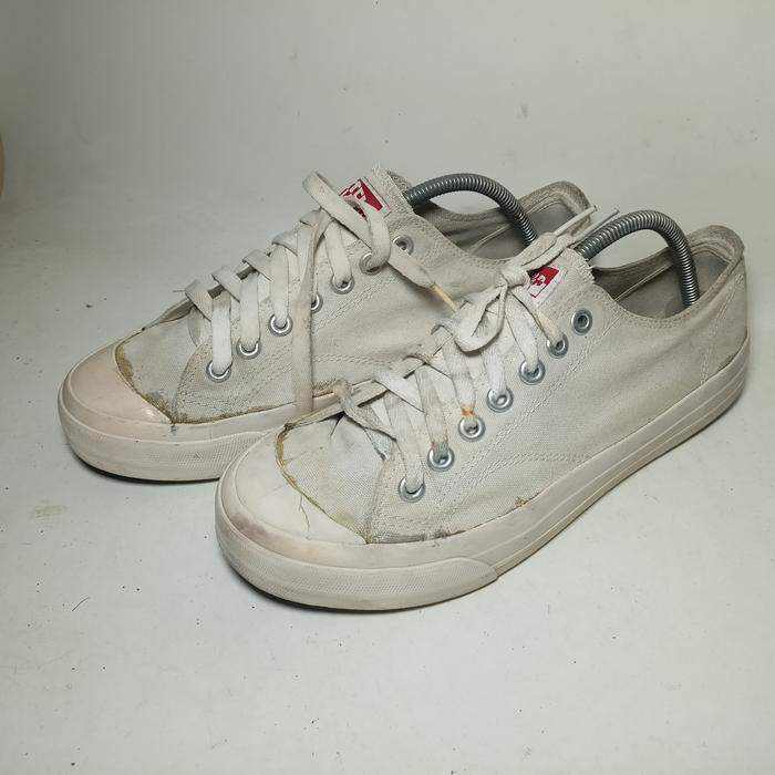 Sepatu ventela putih second size 44