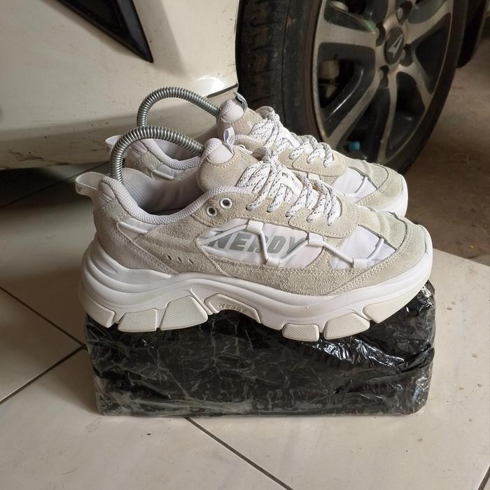 sepatu second branded nerdy brand Korea size 38.5 original preloved like new