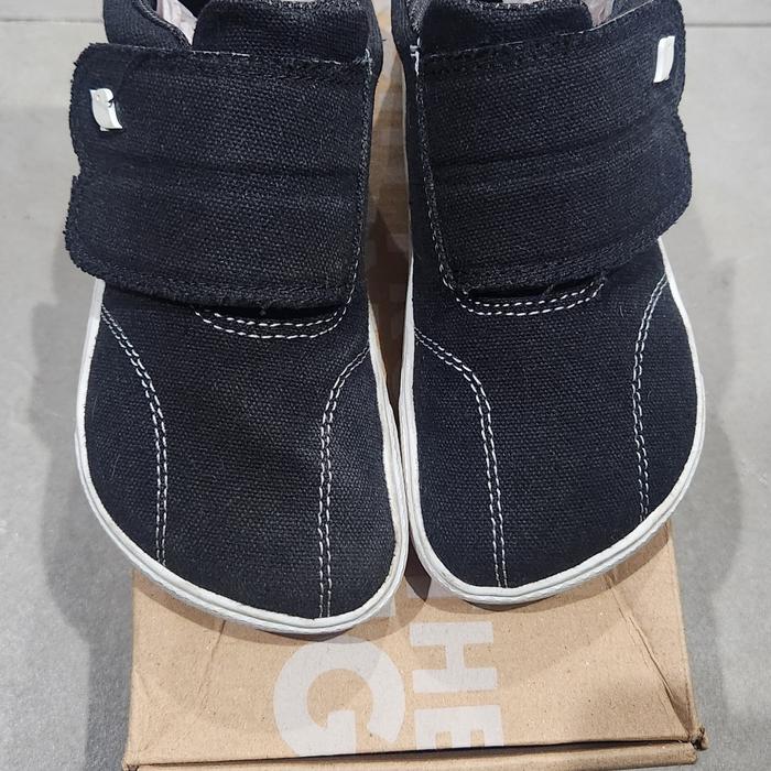 Pyopp Badii Sneakers Preloved