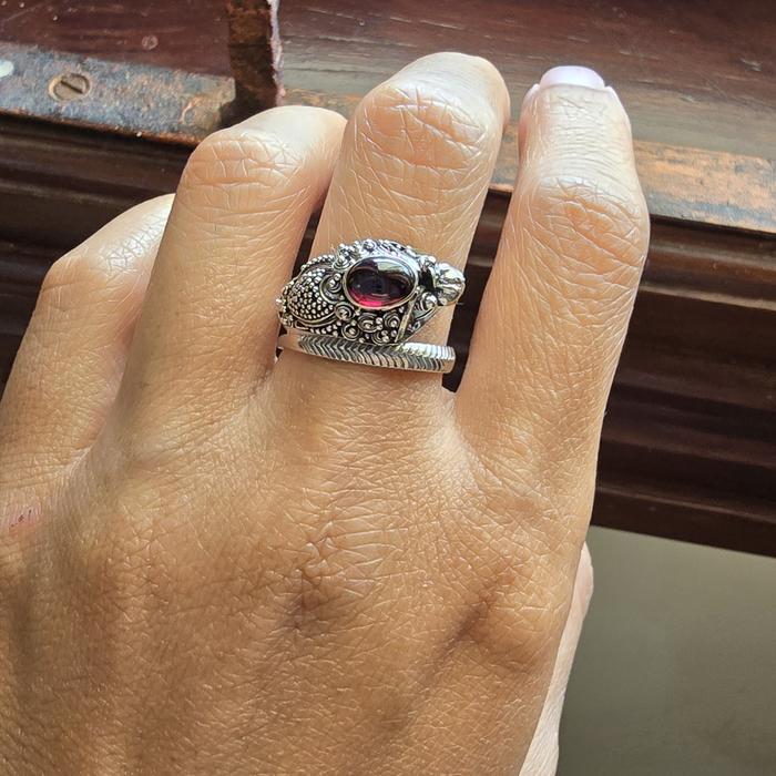 Cincin Perak Naga Batu Garnet
