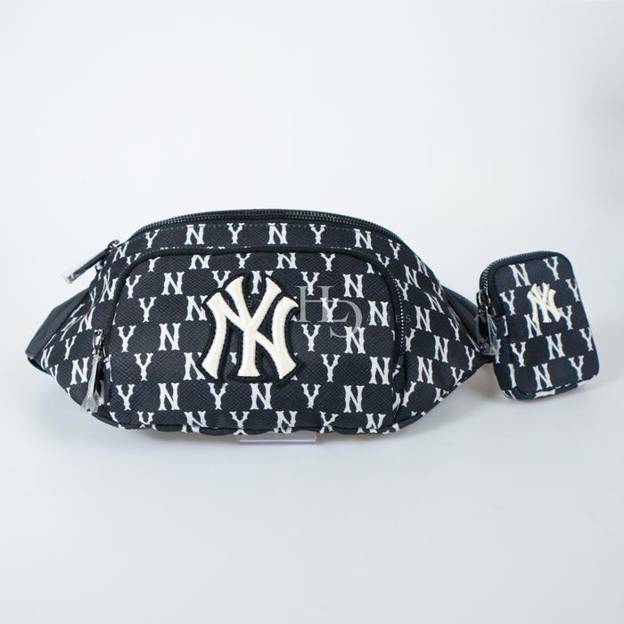 MLB NY Yankees Monogram Hip Sac Waistbag / Bumbag Black (3AHSM012N-50BKS)