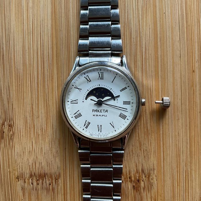 Jam Tangan Rusia Raketa Moon Phase (Rare) Kondisi Mati