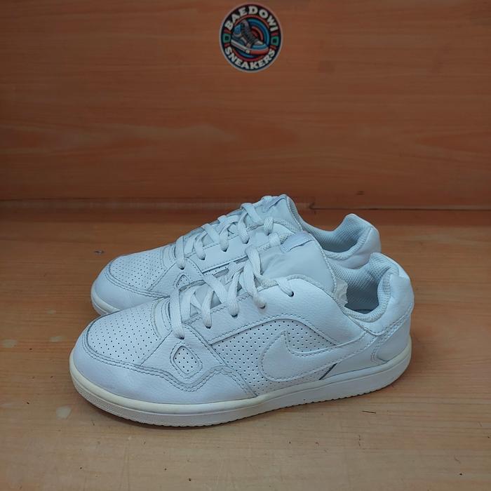 Sepatu anak second original Nike son of force size 33,5