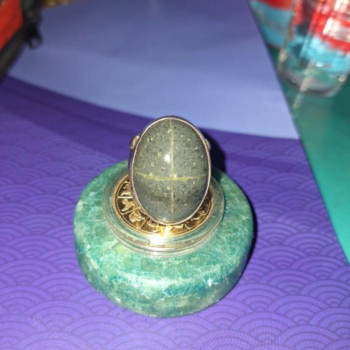 Batu tapak jalak Tali kuning emas Badar besi lengket magnet Uk  28 x 25 x 12 Buka aura positif dan B