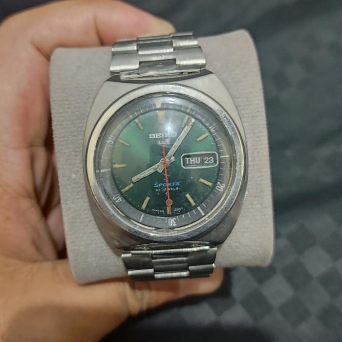 seiko 5 sport vintage green dial