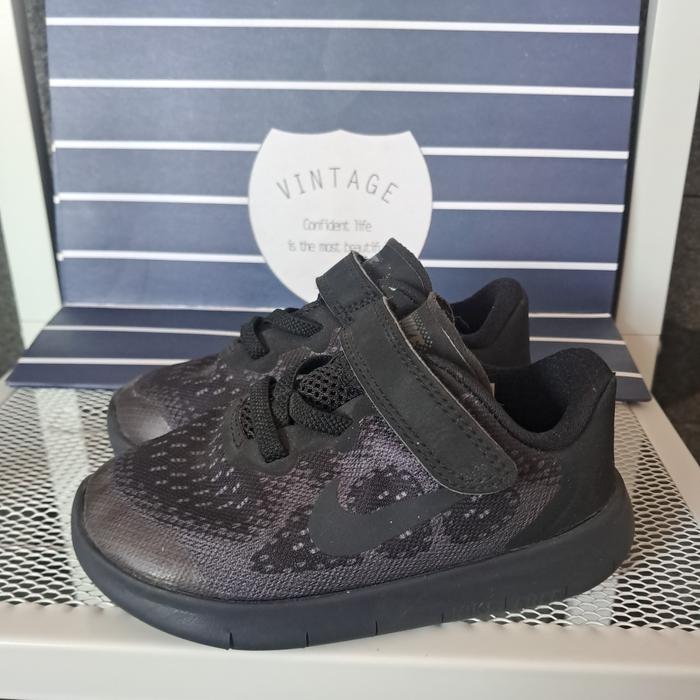 sepatu nike original kids sepatu nike anak bekas pakai size 7C (13 cm)