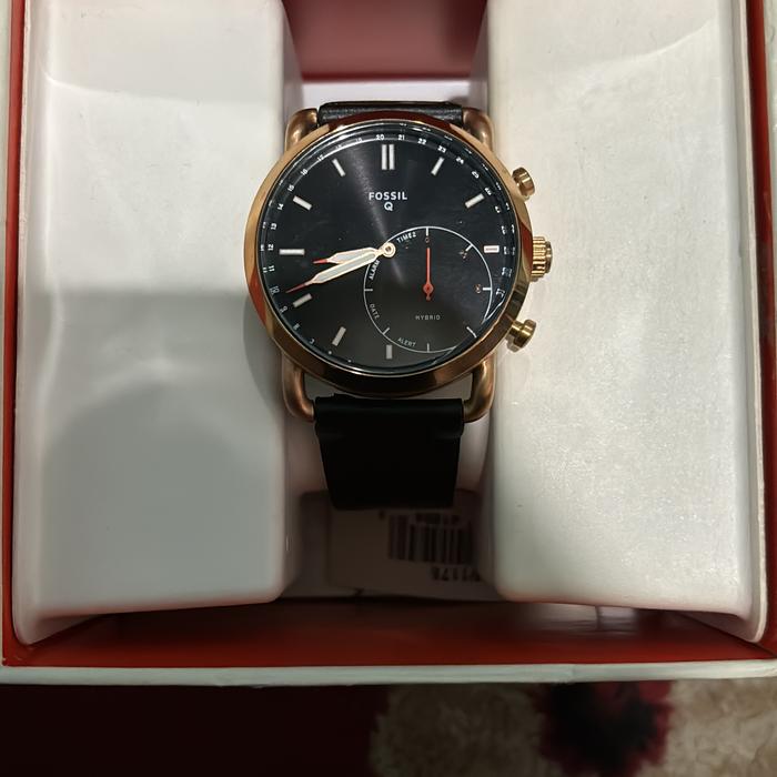 jam tangan fossil hybrid smartwatch