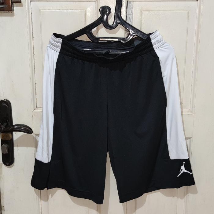 Celana pendek Jordan dry fit original