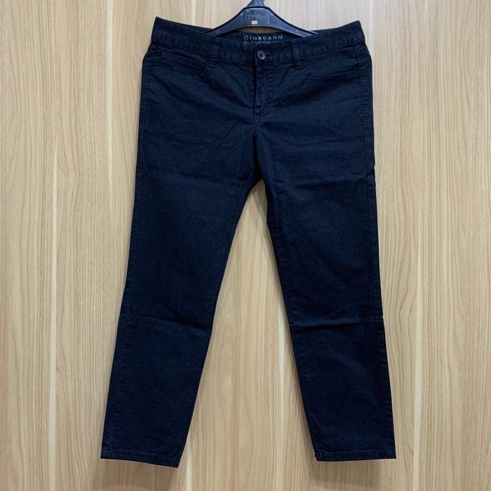 Celana panjang wanita semi denim brand Giordano warna hitam original preloved
