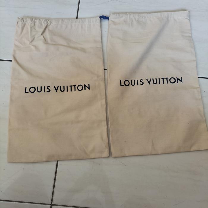 Dusty bag sepatu Louis Vuitton LV authentic preloved sepasang