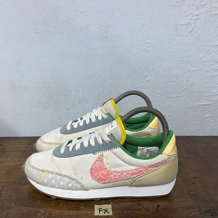 Sepatu second ori nike daybreak sail size 36.5