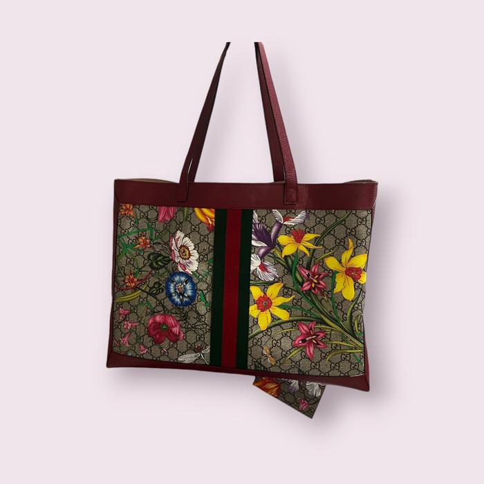 Gucci Blooms Tote with pouch