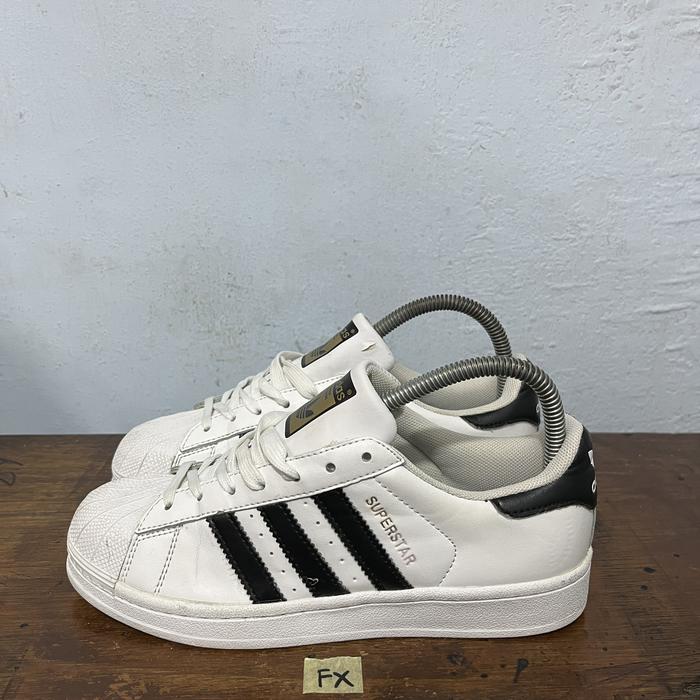 Sepatu second ori adidas superstar white black size 37
