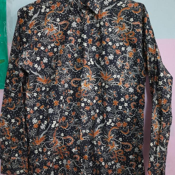 Batik Pria Margaria Lengan Panjang