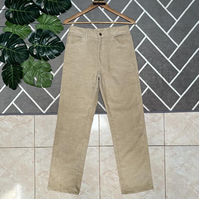Lee Corduroy Pants | Celana Corduroy Lee | Lee Riders | Lee Jeans | Celana Kodorai | Lee Corduroy Pa