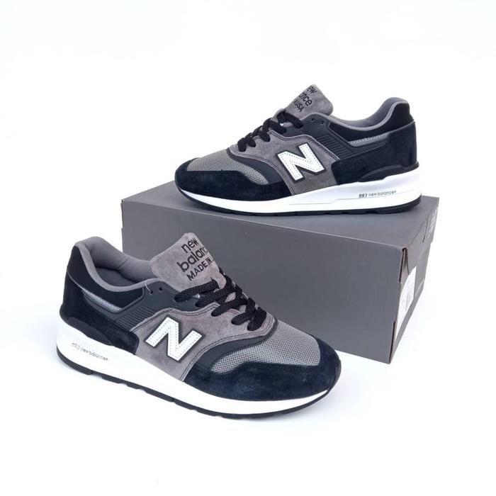 Sepatu NB 997 USA Grey Black M997Cur