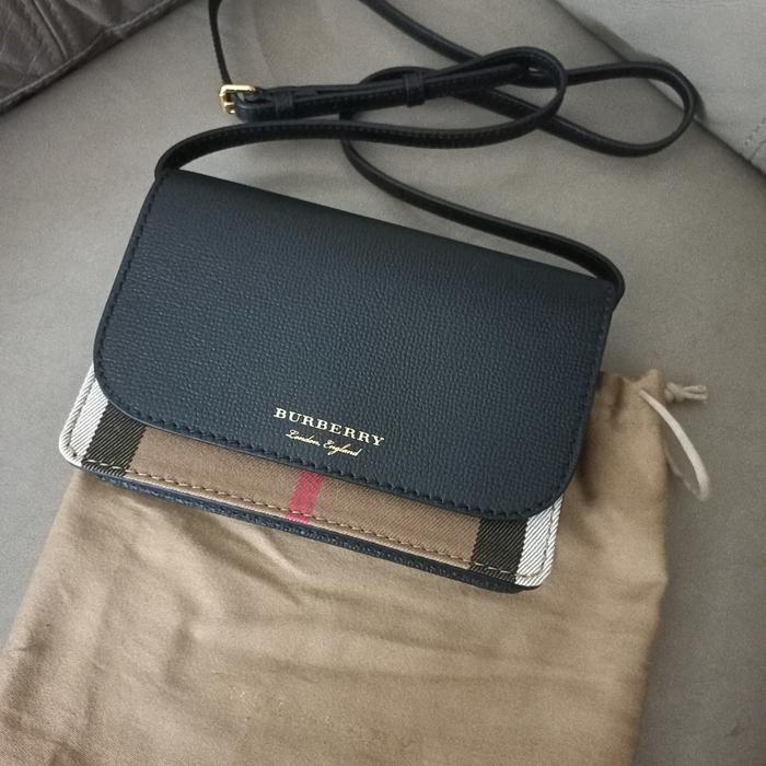 Burberry Tas Bag Calfskin Mini Hampshire Crossbody Hitam 100% Asli Ukuran 20x14x4 Baru Belum Dipakai