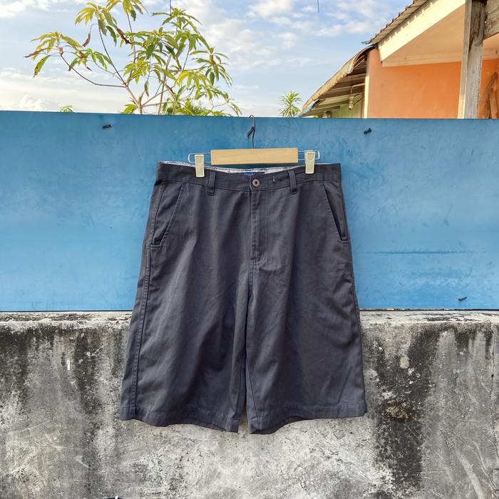 Celana Pendek Rusty Original Grey Color - size 32