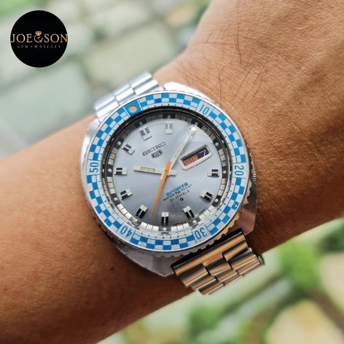 70s Vintage Seiko 5 Sports speed racing Rally Diver blue checkered flag 6119-7173 Silver Dial Unpoli